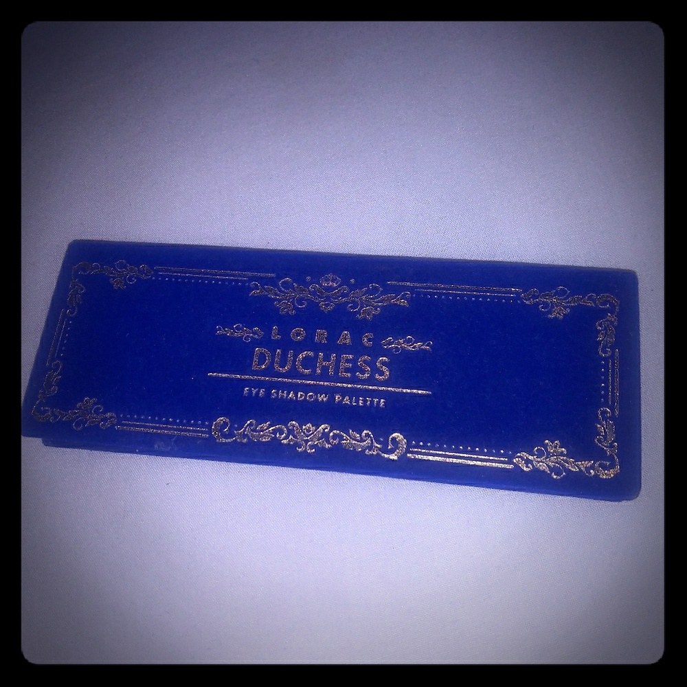 Lorac dutchess eyeshadow palette